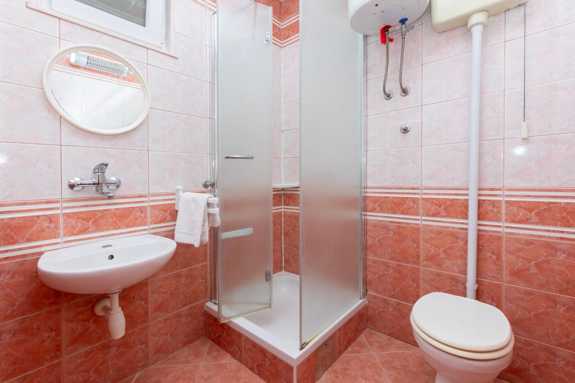 Apartments Ivo - Sea View; Pisak Exterior foto